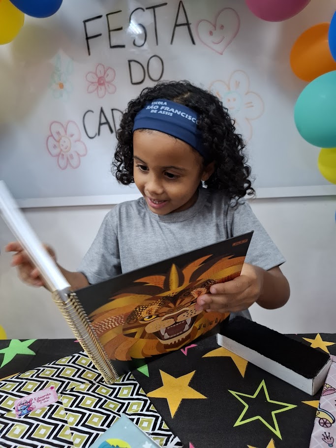 Festa do Caderno marca o início do ano letivo para alunos do 1º ano do Ensino Fundamental
