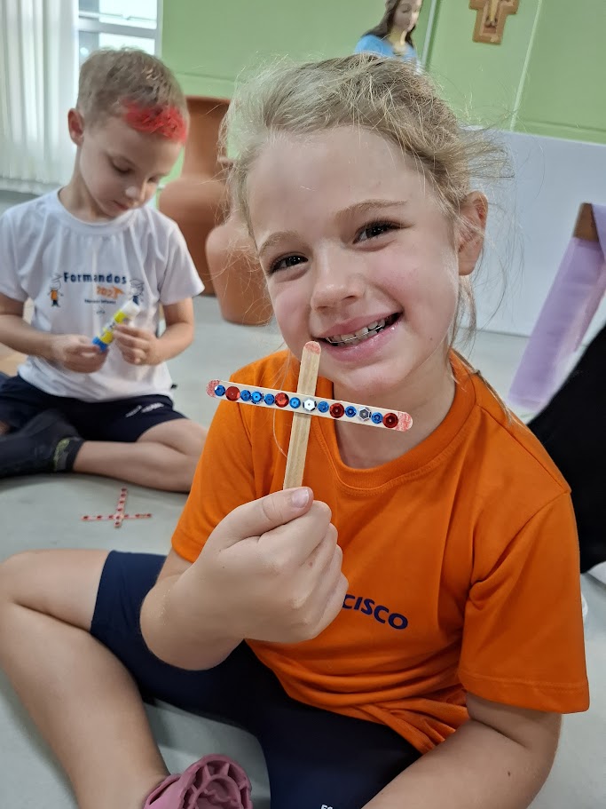 Celebrações de Páscoa promovem momentos de fé e reflexão na escola