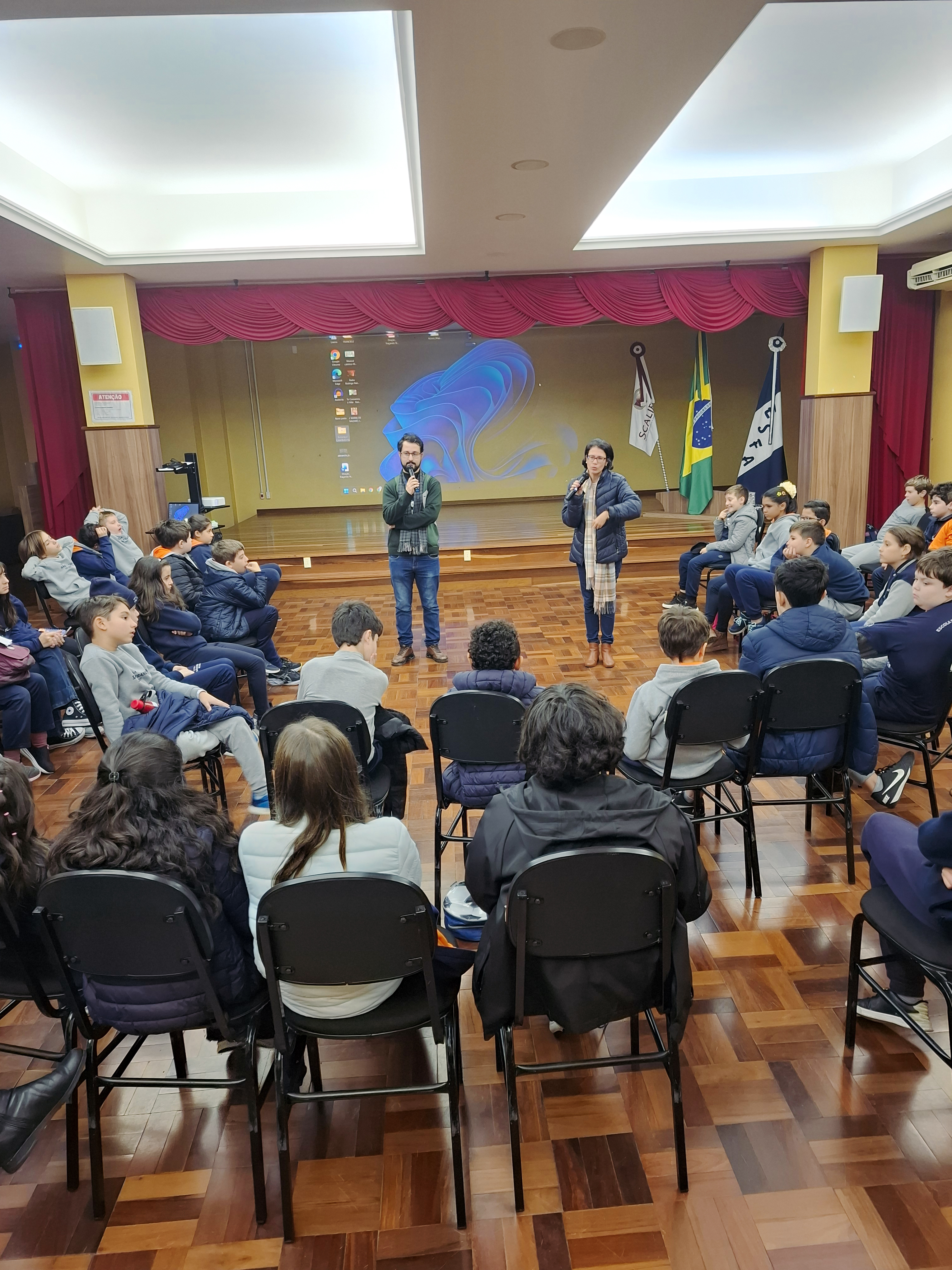ESFA promove conversa sobre bullying e ciberbullying com estudantes do 5º ano