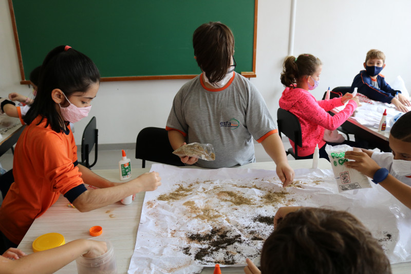 Arte rupestre em sala de aula - Semana das Ciências EDEM